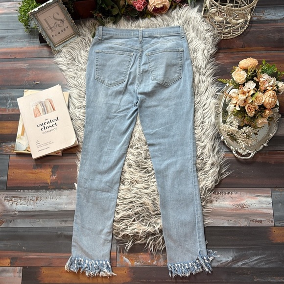 We The Free Great Heights Skinny Light Blue Distressed Jeans - Picture 9 of 12